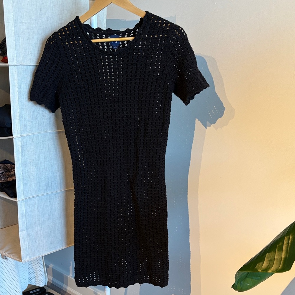 Gap Black Crochet Knit Short Sleeve Dress